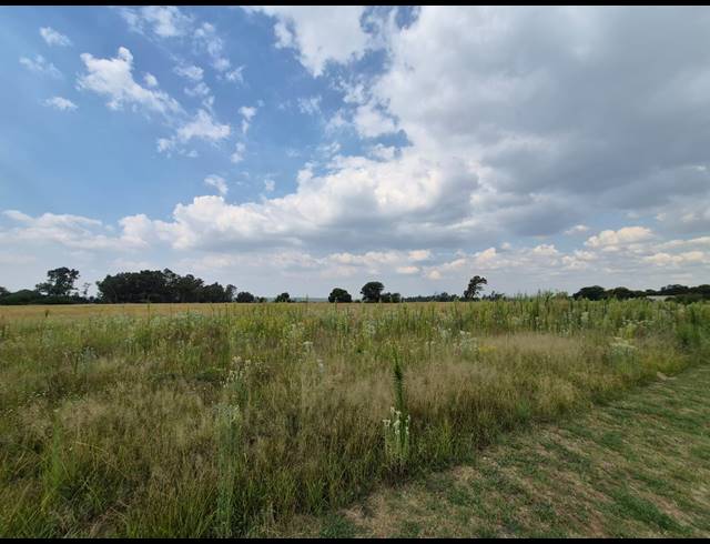 2,250M² VACANT LAND FOR SALE IN VAALPARK